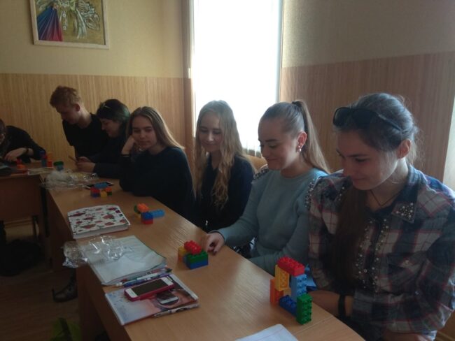 LEGO DUPLO_0 Впровадження ігрових та діяльнісних методів навчання в освітній процесс за допомогою набору шести цеглинок LEGO® DUPLO