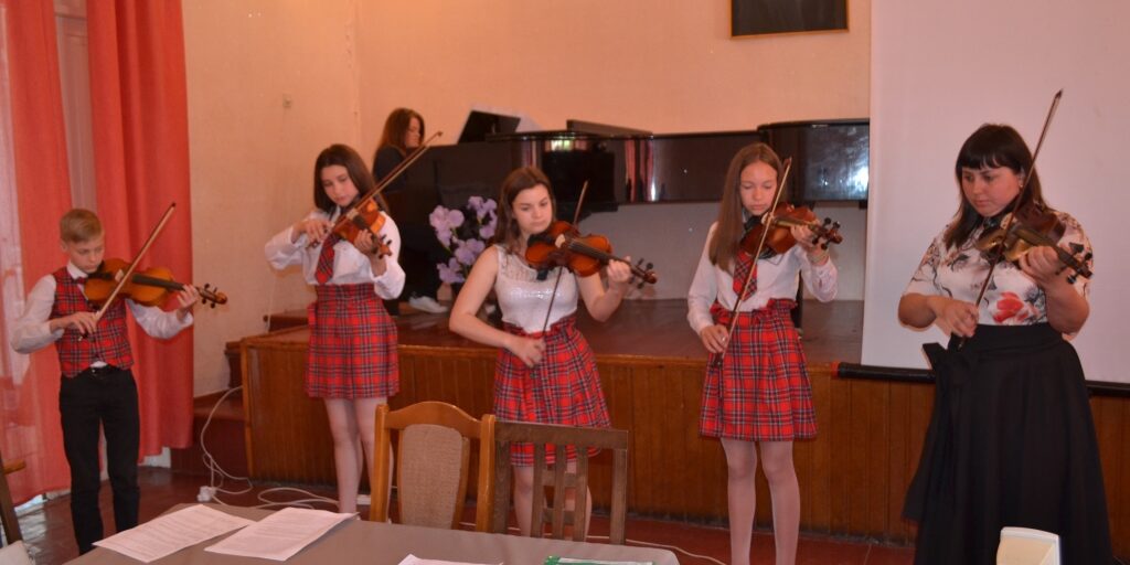 aktual_problem_hud_osvita_0 Науково-методичний семінар «Актуальні проблеми теорії і практики художньої освіти, вокального та інструментального естрадного виконавства»