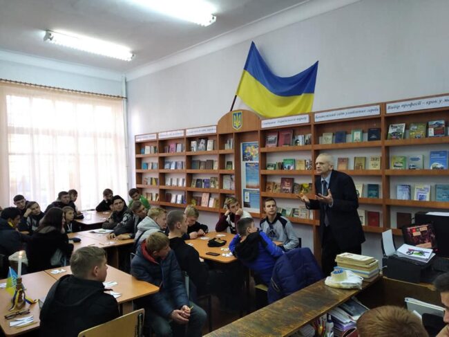 78654414_537668160389868_4715653883739766784_n Співпраця кафедри історії, археології і філософії з ДНЗ «Мелітопольський професійний аграрний ліцей»