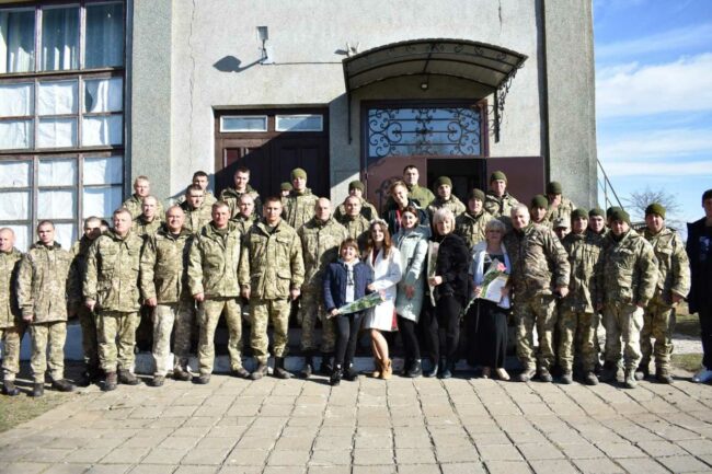 Заради Вас варто творити!