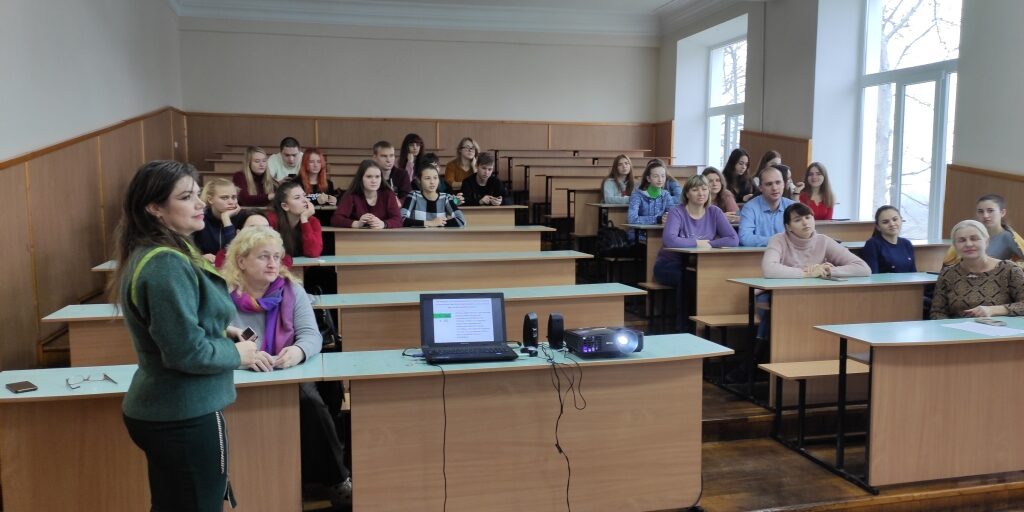 Круглий стіл-презентація, присвячений до Дня ґрунтів та Дня вічнозелених рослин