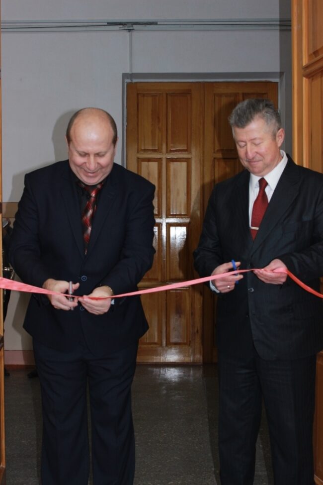 IMG_9741 В МДПУ відкрили найсучаснішу лабораторію аналітичного контролю та молекулярно-генетичних досліджень