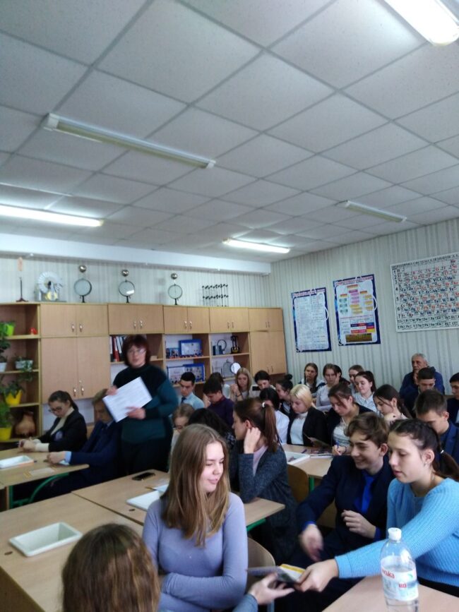 изображение_viber_2019-11-29_12-42-07 Музиканти презентували свою професію школярам