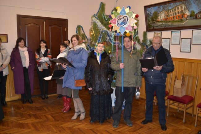 DSC_0006 Благочинний церков Мелітополя Максим Смирнов привітав співробітників МДПУ з Різдвяними святами