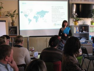 Доцент кафедри педагогіки і педагогічної майстерності Світлана Ізбаш продовжує навчати вчителів медіаграмотності