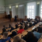 Рятувальники провели заняття зі студентами щодо мінної небезпеки