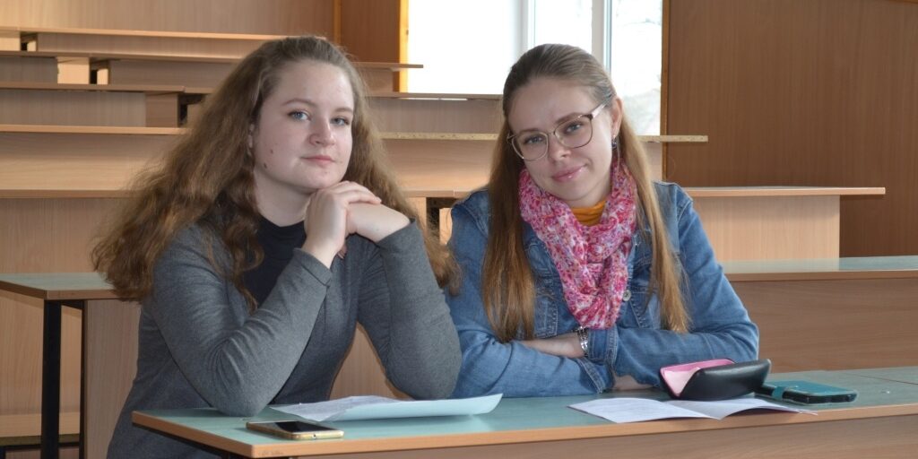 DSC_0070 Учні загальноосвітніх шкіл взяли участь у VІ регіональній науково-практичній конференції учнівської молоді «Людина і світ»