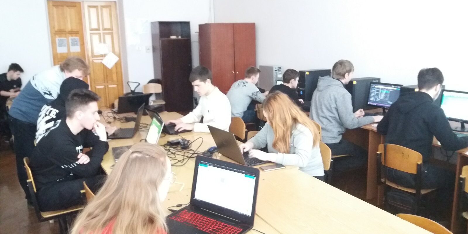 изображение_viber_2020-02-28_14-01-19 Вітаємо переможців олімпіади з програмування!